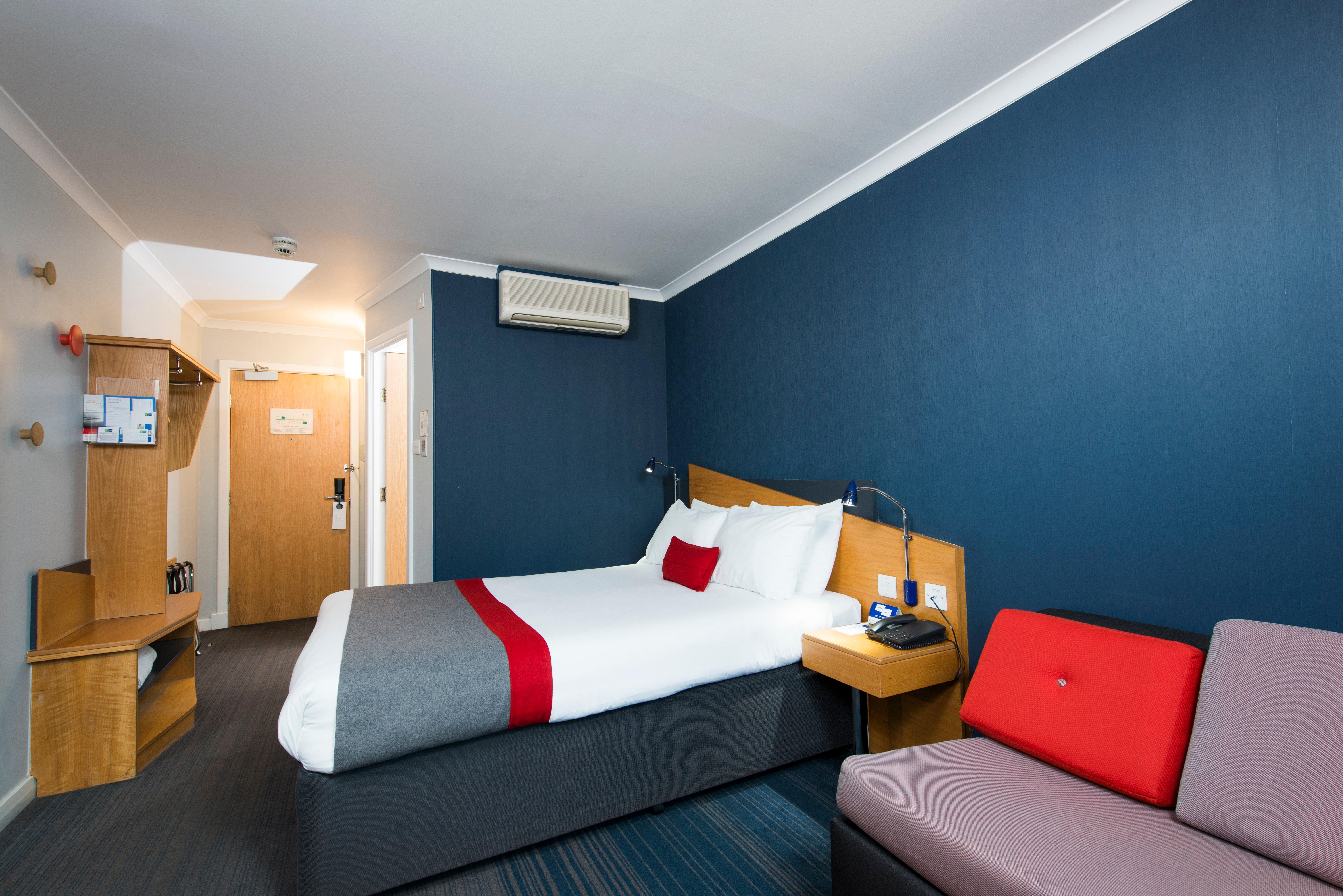 Holiday Inn Express Exeter East By Ihg Exterior foto