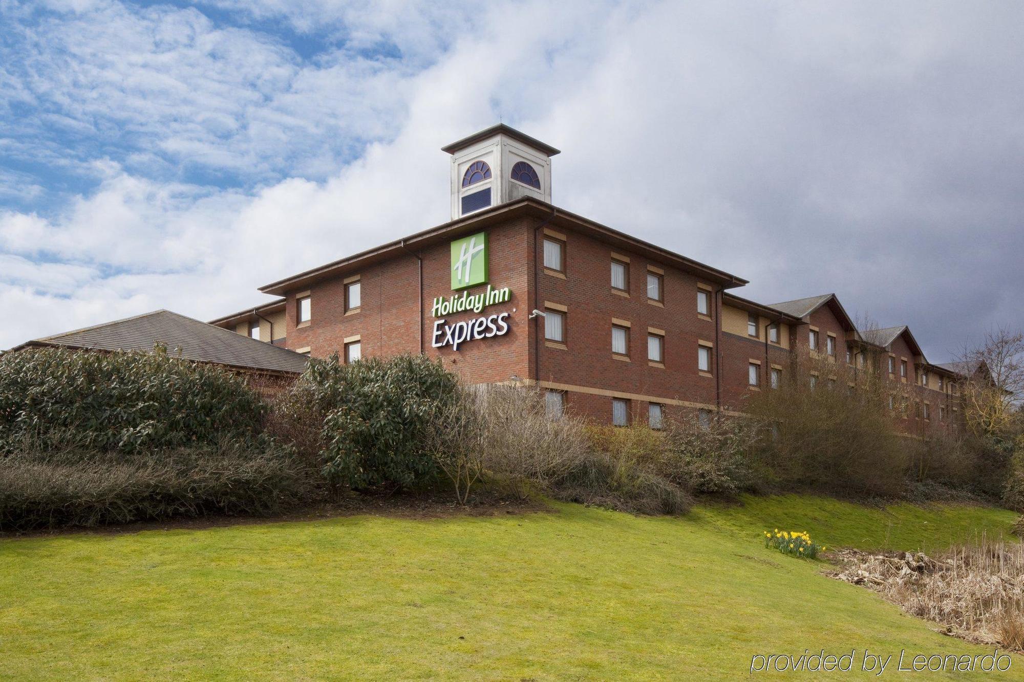 Holiday Inn Express Exeter East By Ihg Exterior foto