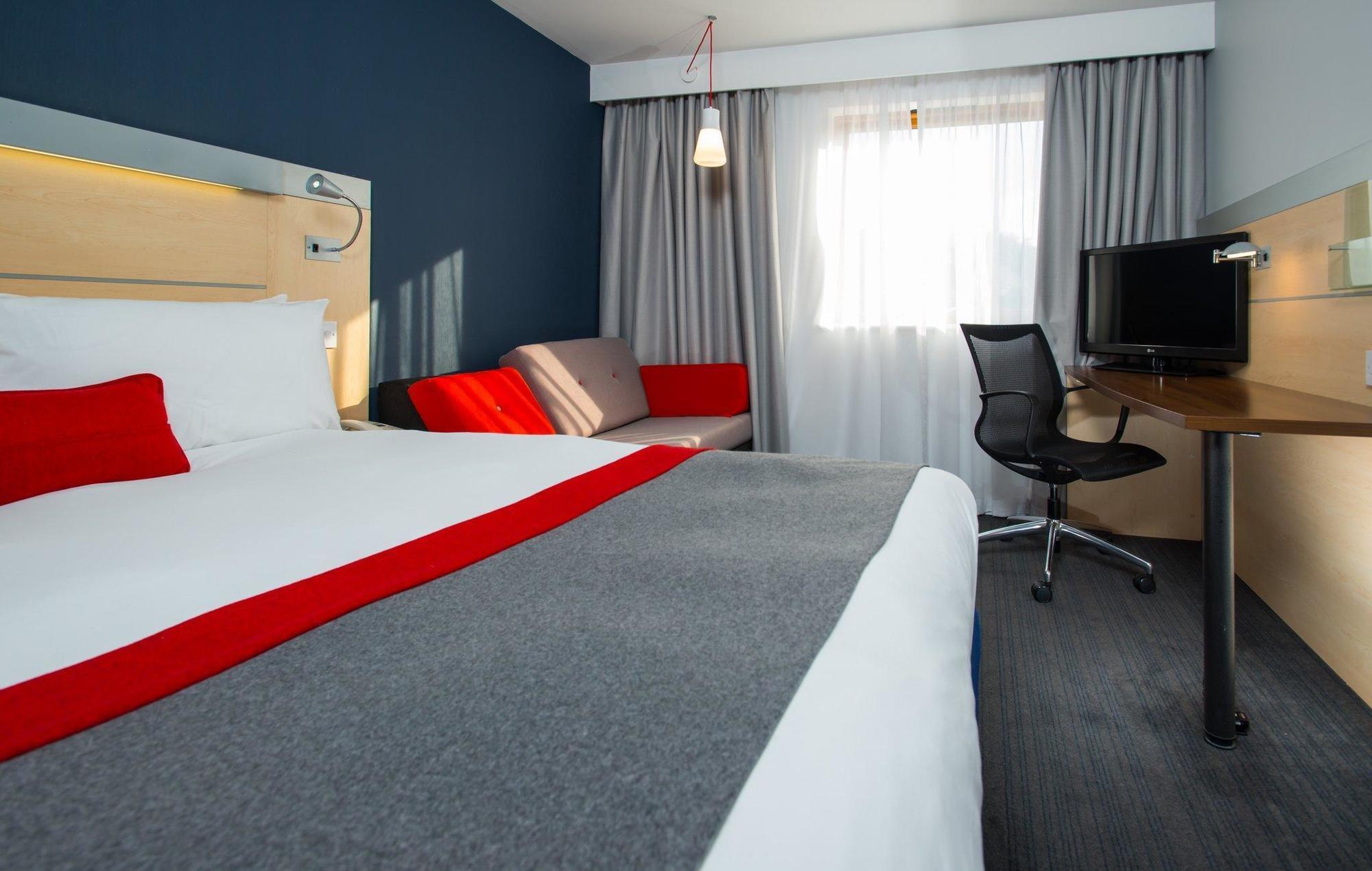 Holiday Inn Express Exeter East By Ihg Exterior foto